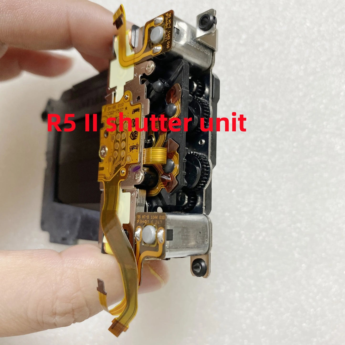 New Original R52 Shutter Unit With Motor and Curtain Blade for Canon R5II R5 ii Camera Replacement Parts  Digital Camera repair parts