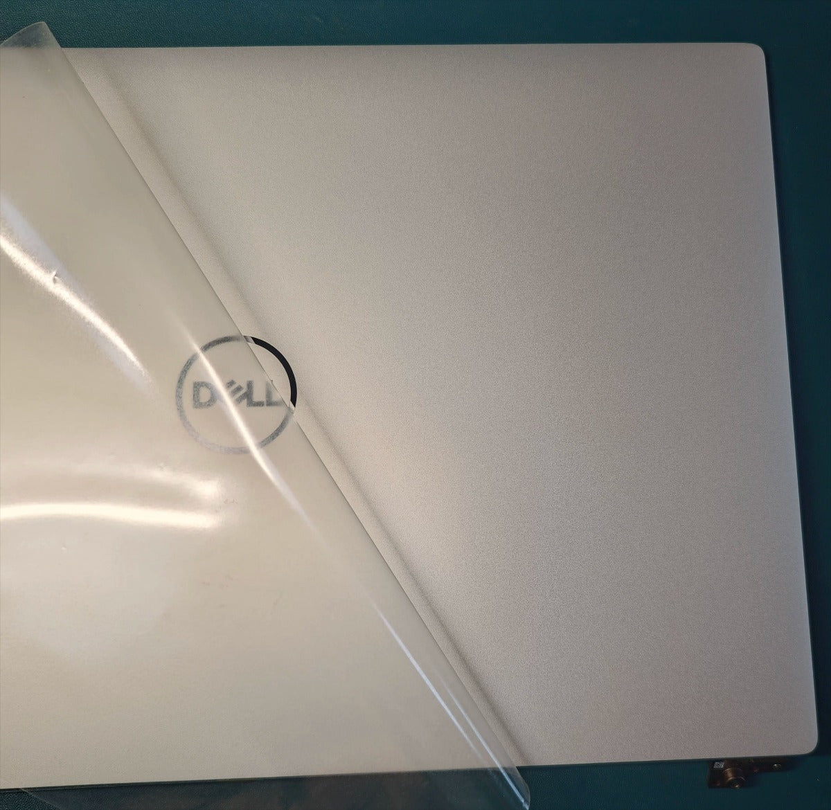 Platinum Silver 16.3 inch 0MP0R5 Dell XPS 16 9640 16.3" inch SDC4196 4K OLED UHD 3840X2400 Silver LCD Touch Screen Assembly Dell laptop repair parts